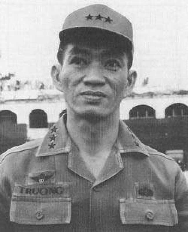 Vị Tướng Của Mùa Hè Đỏ Lửa Năm 1972 - Nguyễn Kỳ Phong